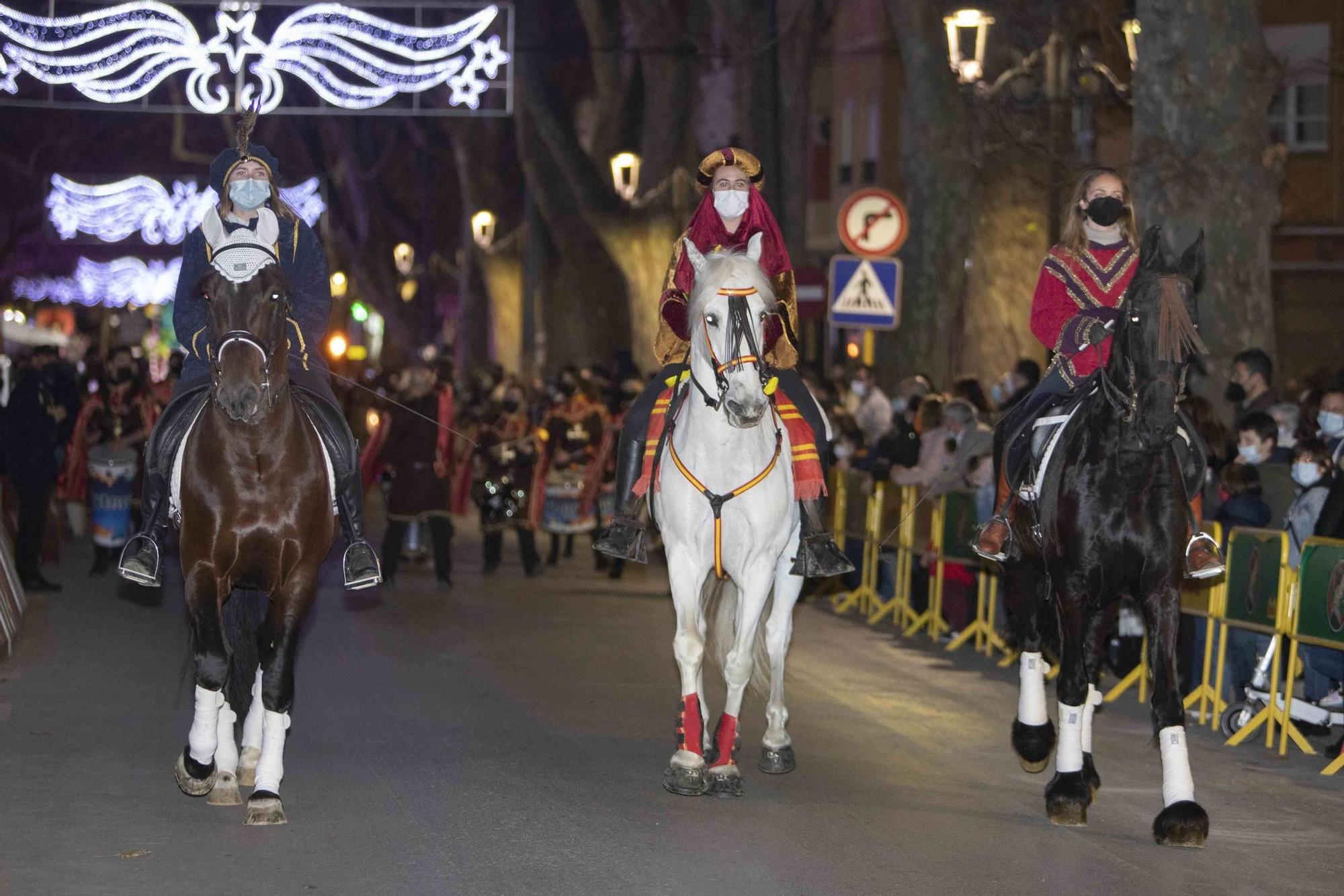 Los Reyes Magos recorren de nuevo las calles de Xàtiva