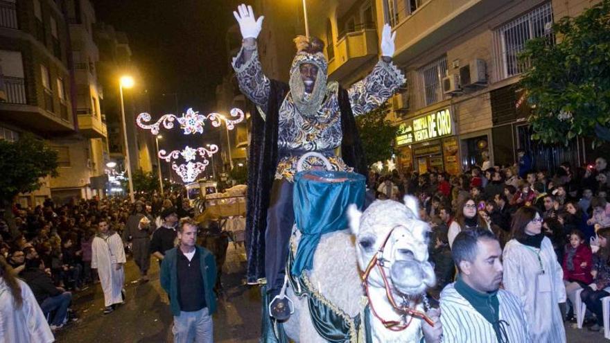 Agotada la venta de sillas por internet para la Cabalgata de Reyes y quejas por el sistema