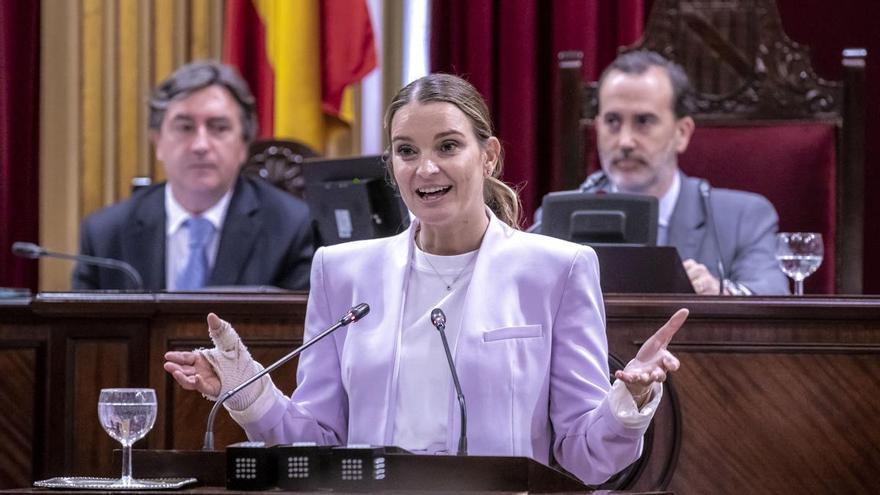 Marga Prohens, presidenta del Govern balear tras la abstención de Vox