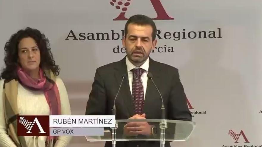 Rubén Martínez Alpañez pide la dimisión de María Marín.