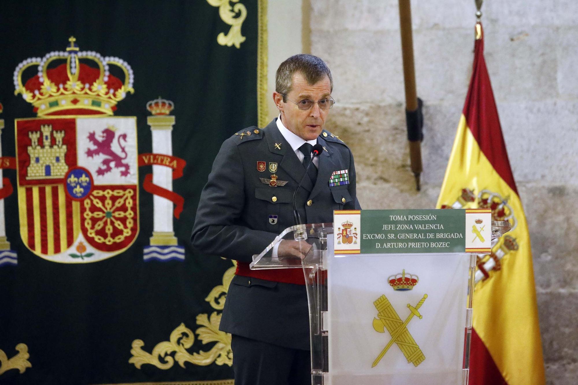 Toma posesión del nuevo General de la Guardia Civil Arturo Prieto