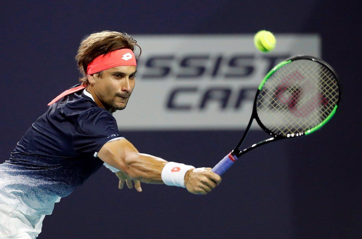 RWX09. MIAMI (ESTADOS UNIDOS), 21/03/2019.- David Ferrer de España en acción contra Sam Querrey de EE.UU. este jueves, durante un partido del Masters de Miami, en Miami (EE.UU.). EFE/ Jason Szenes