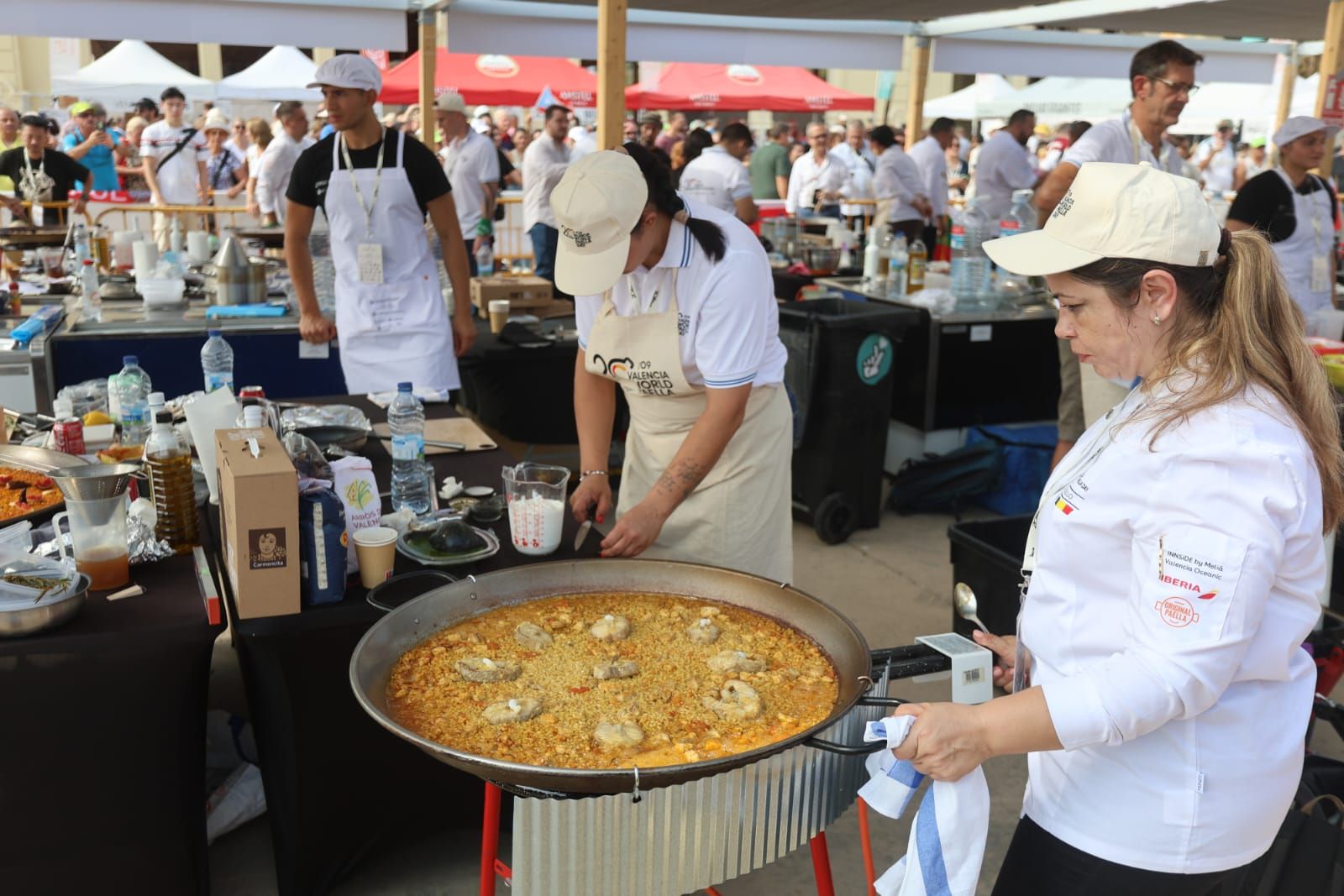 Arranca el World Paella Day en la Marina de València