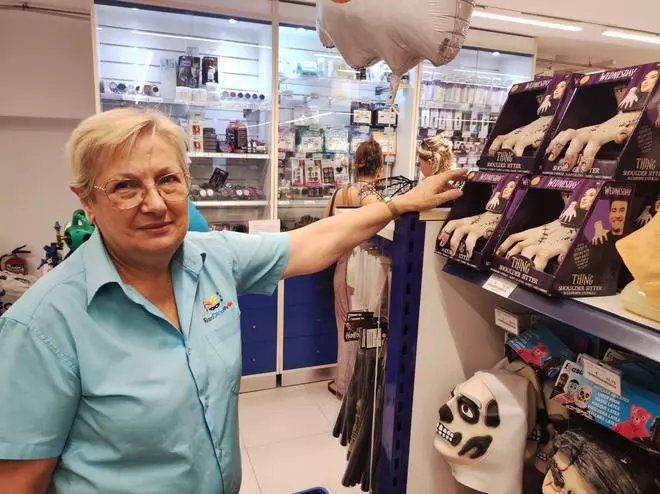 Miércoles Addams, el disfraz más pedido en Palma para celebrar Halloween