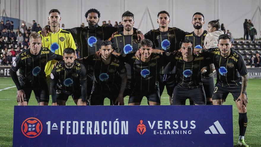 Los once elegidos por Lledó en un partido del Intercity, disputado en el Antonio Solana.