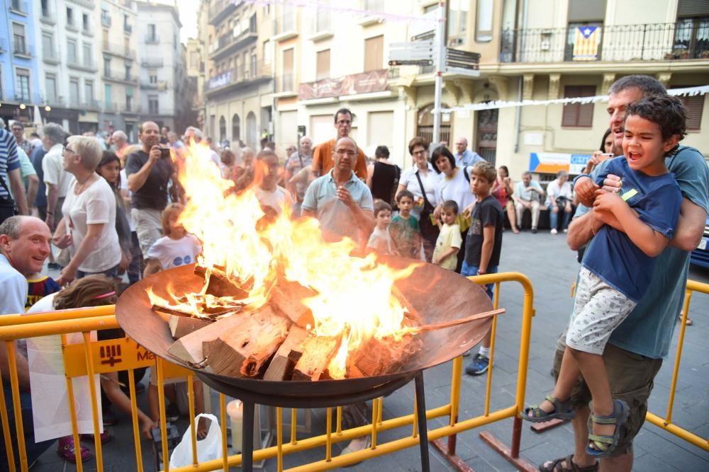 Rebuda de la flama del Canigó a Manresa