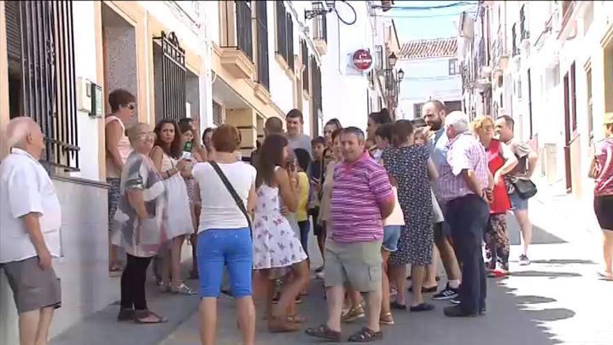 Los vecinos de Teba, contra el traslado de las campanas de la iglesia