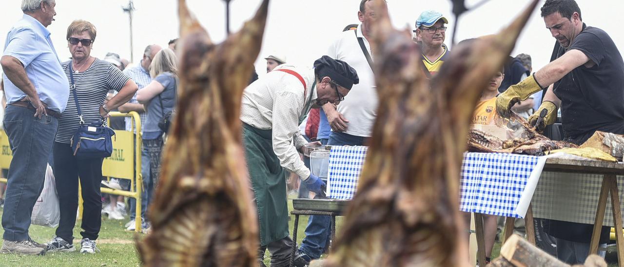 Asistentes a la corderada del Prau Llagüezos en 2019.