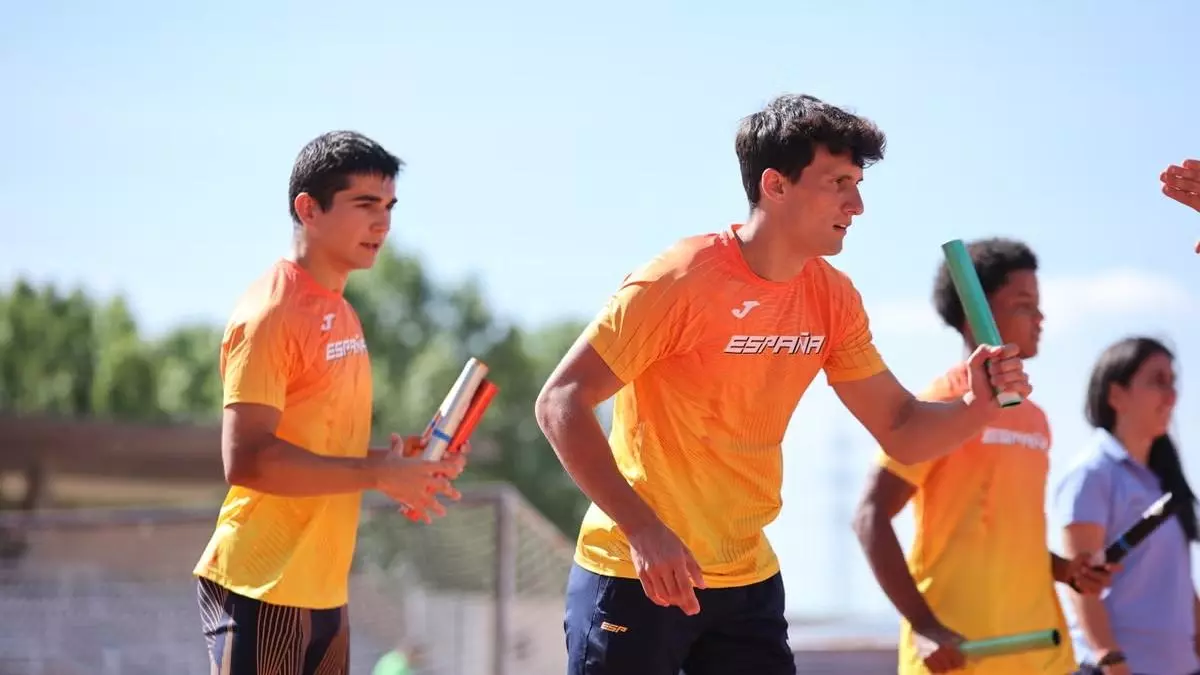 Doblete de récords para Jorge Hernández