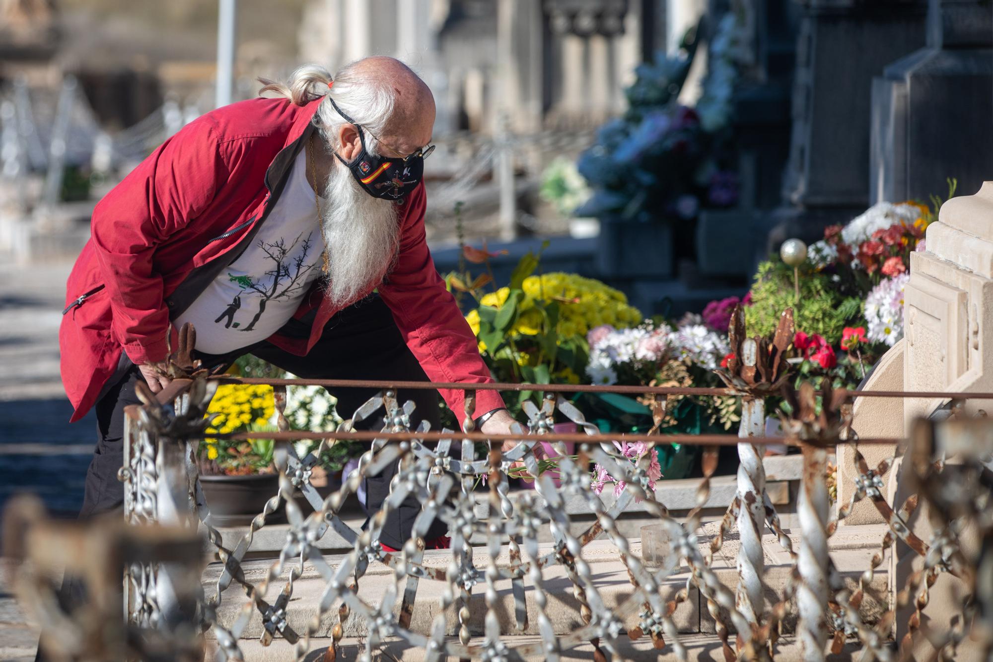 Tots Sants en el cementerio de Palma.