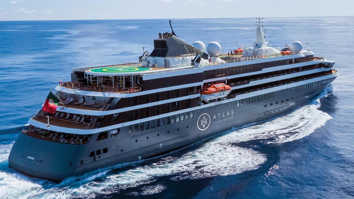 El 'World Navigator' llegará al Puerto de Málaga este sábado