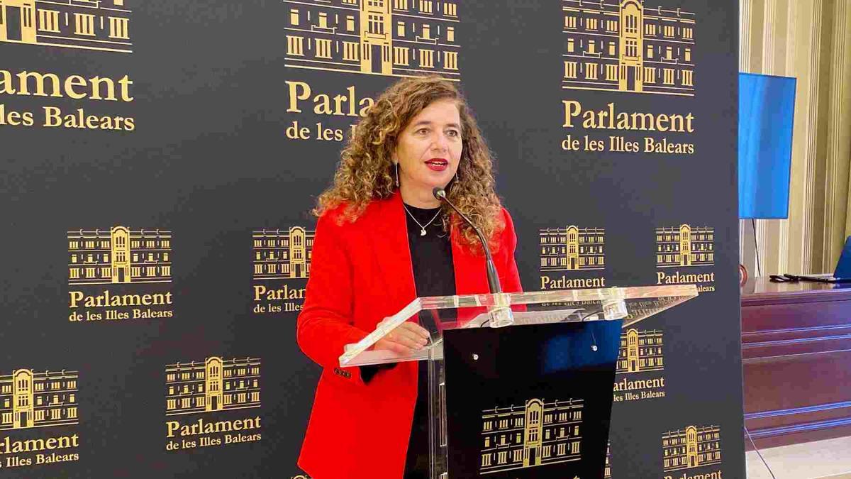 La portavoz del PSIB, Pilar Costa.