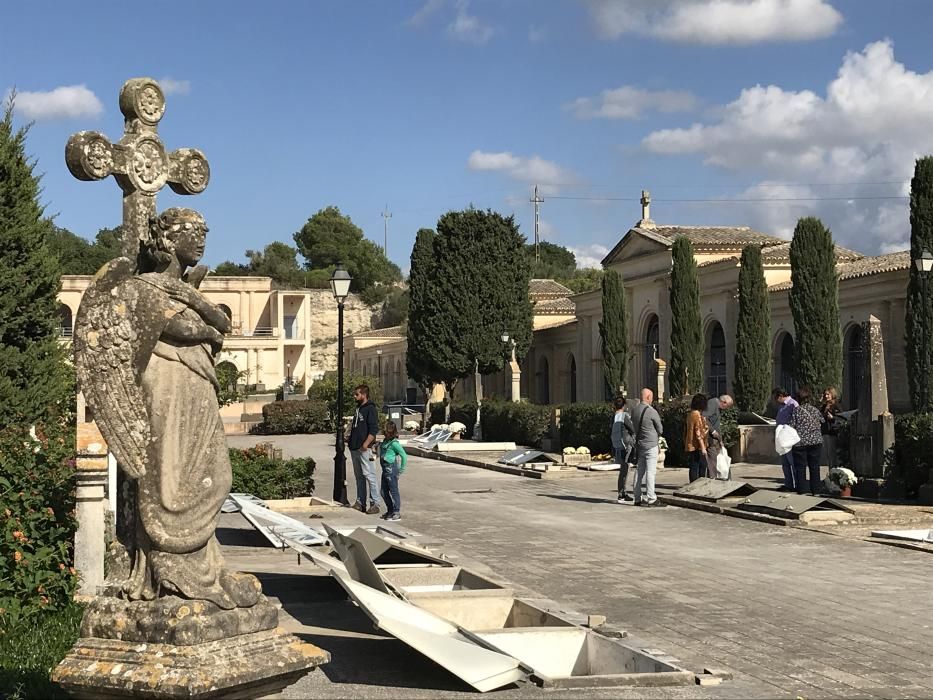 Tots Sant cementerio de Son Coletes en Manacor