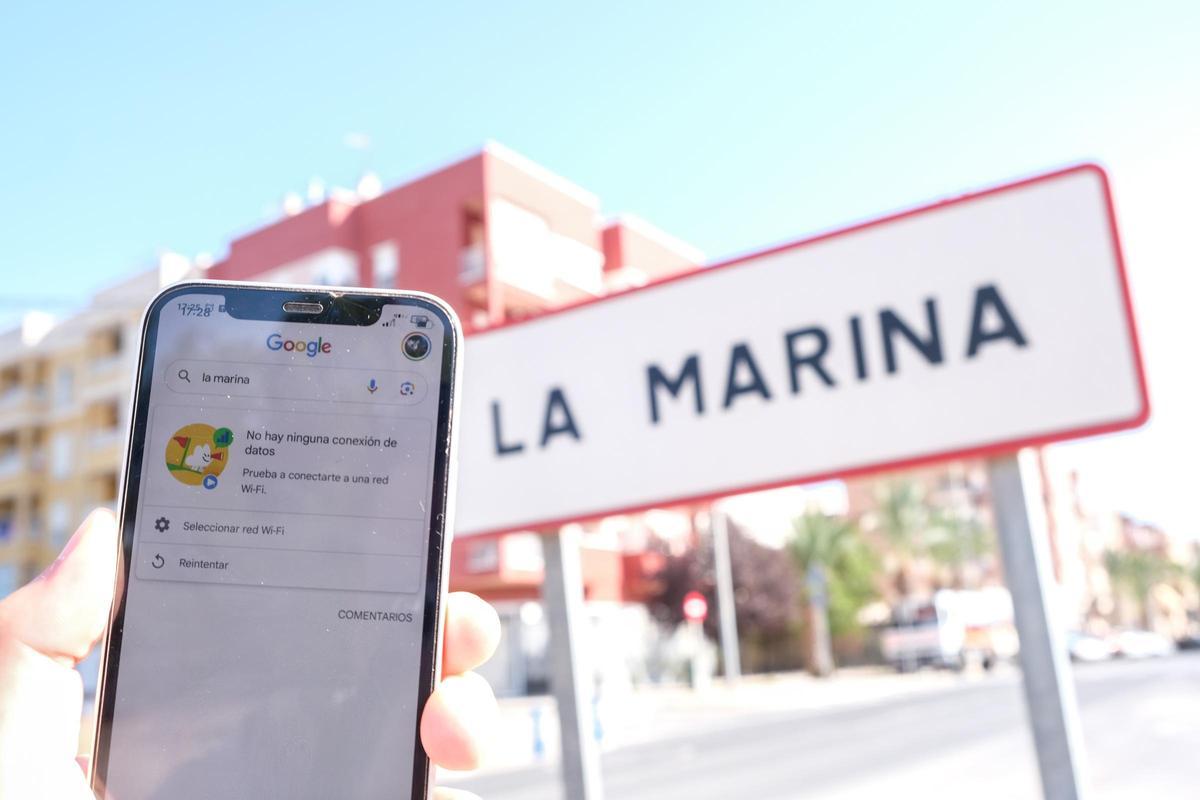 Un móvil sin cobertura este miércoles en La Marina