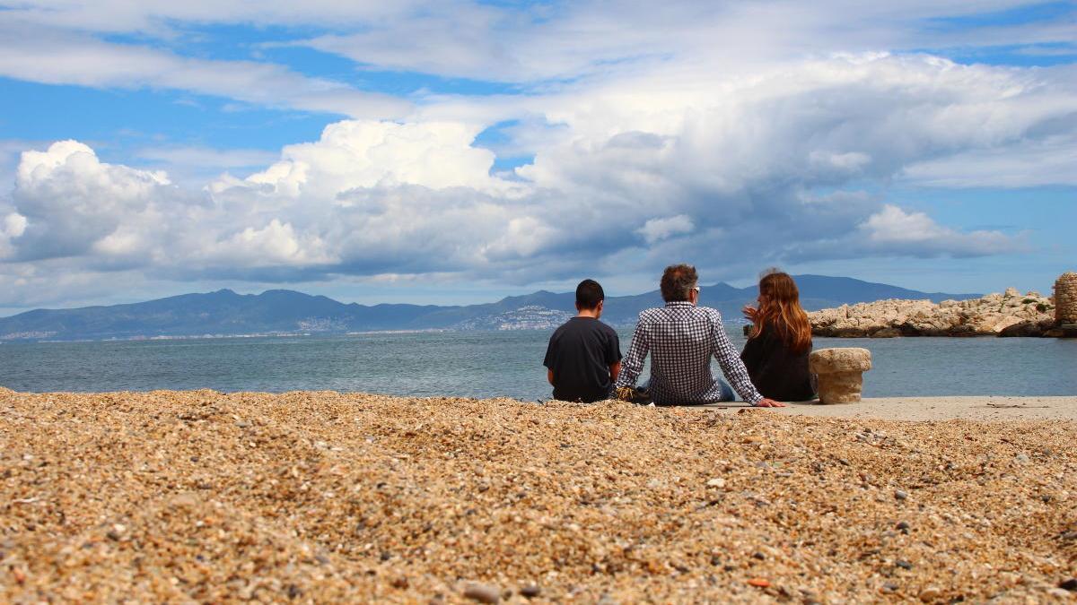 L&#039;aigua i la sorra no són un risc  a la platja