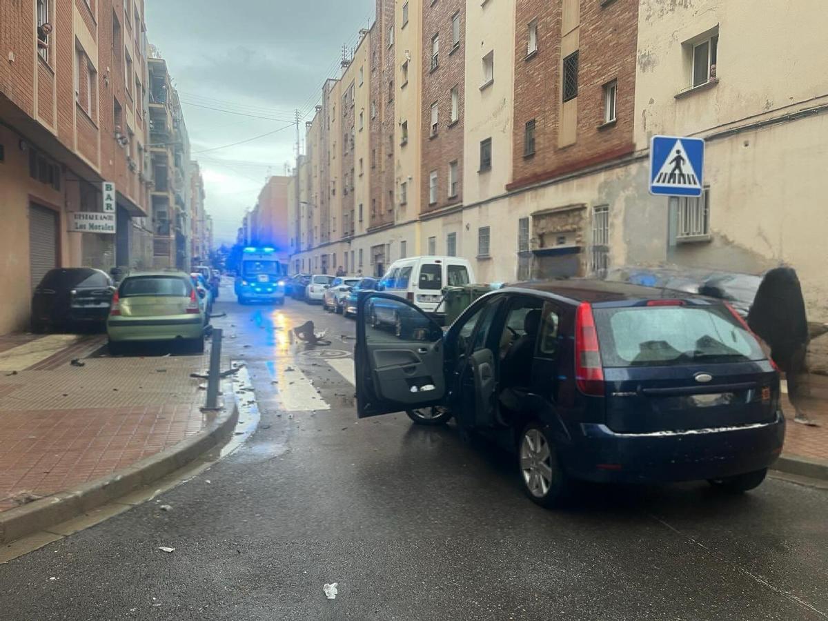 Un conductor trasladado al Hospital General tras un accidente entre dos turismos en Castelló