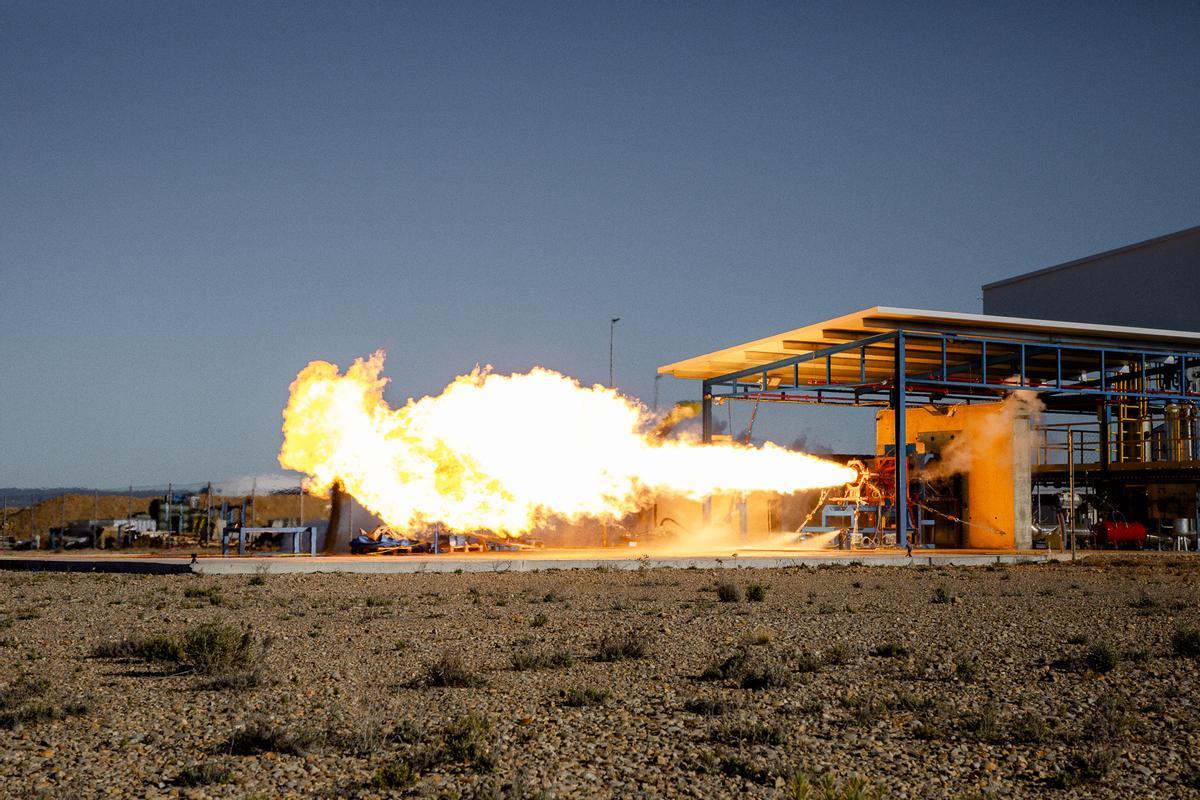 Prueba de uno de los motores del Miura 5.