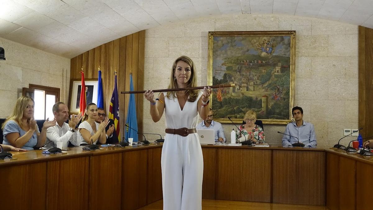 La alcaldesa de Andratx, Estefanía Gonzalvo, el día de la moción de censura que cambió el equipo de gobierno.