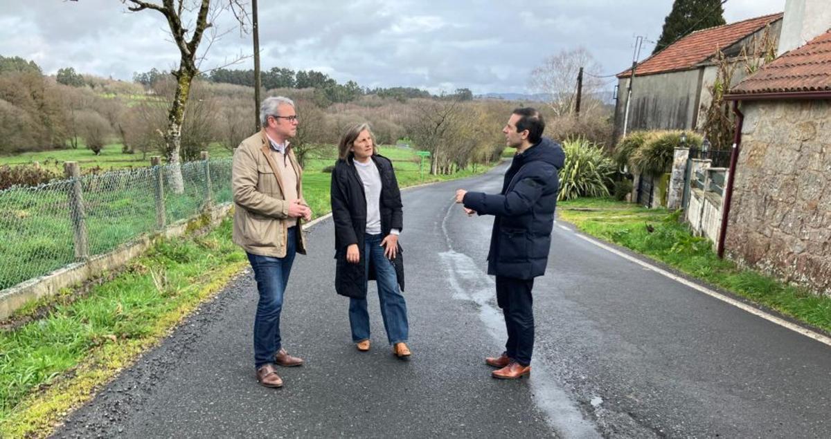 Belén Cachafeiro visitó ayer la vía en el tramo de Siador.