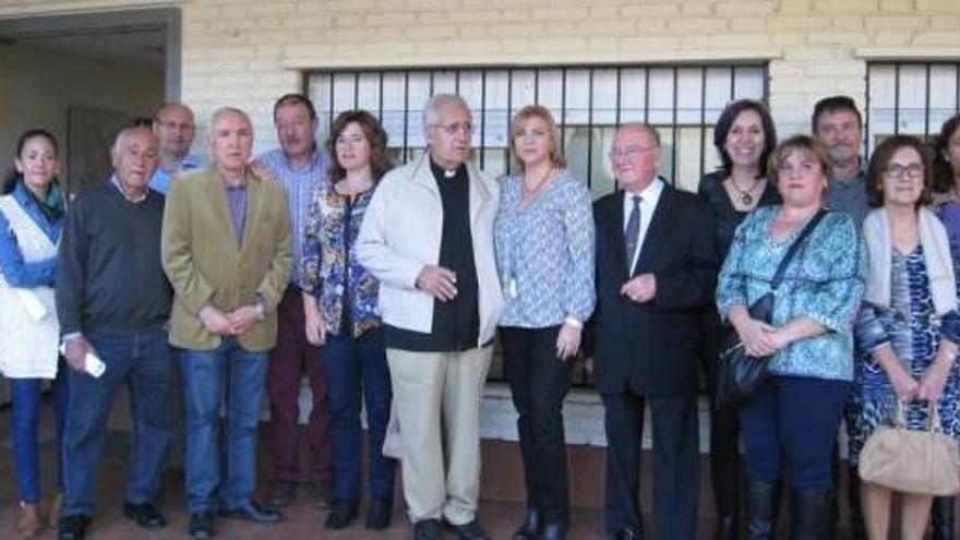 Violante Tomás visita el centro de Aspapros en Molina