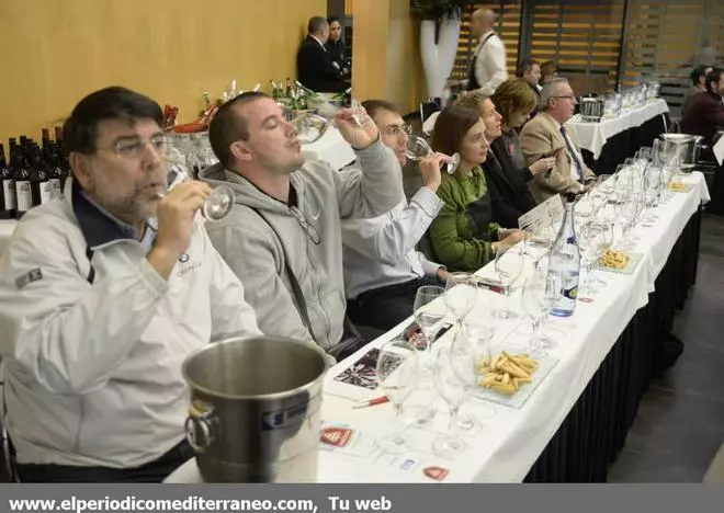 GALERÍA DE FOTOS -- Bodegas Bocopa organiza una exitosa cata de vinos en el Hotel Jaime I de Castellón
