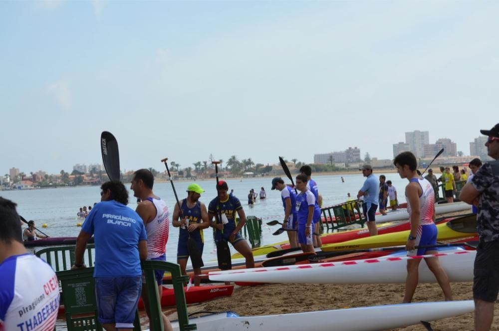 Liga Autonómica de Piragüismo en Playa Paraíso