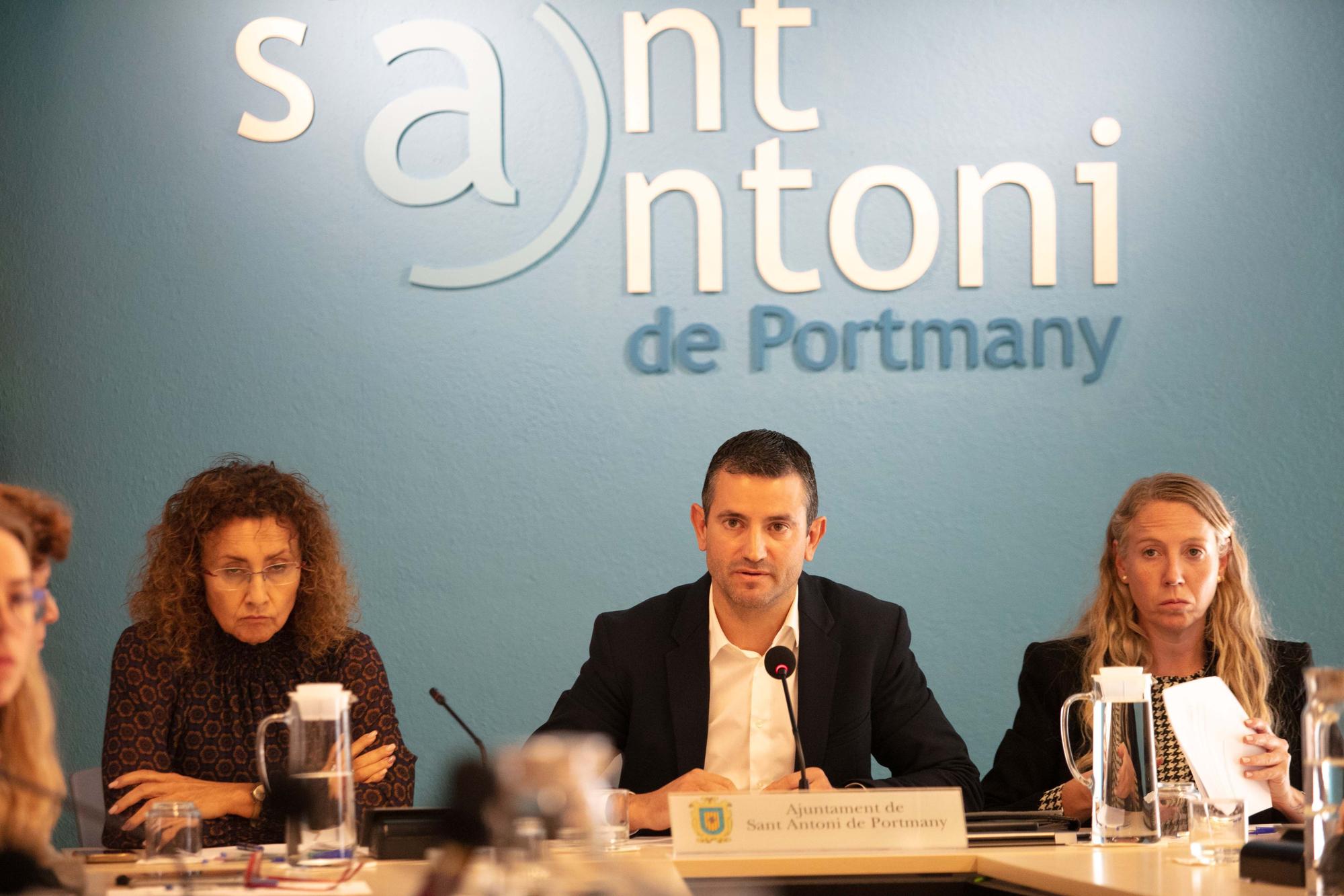 Pleno extraordinario del Ayuntamiento de Sant Antoni