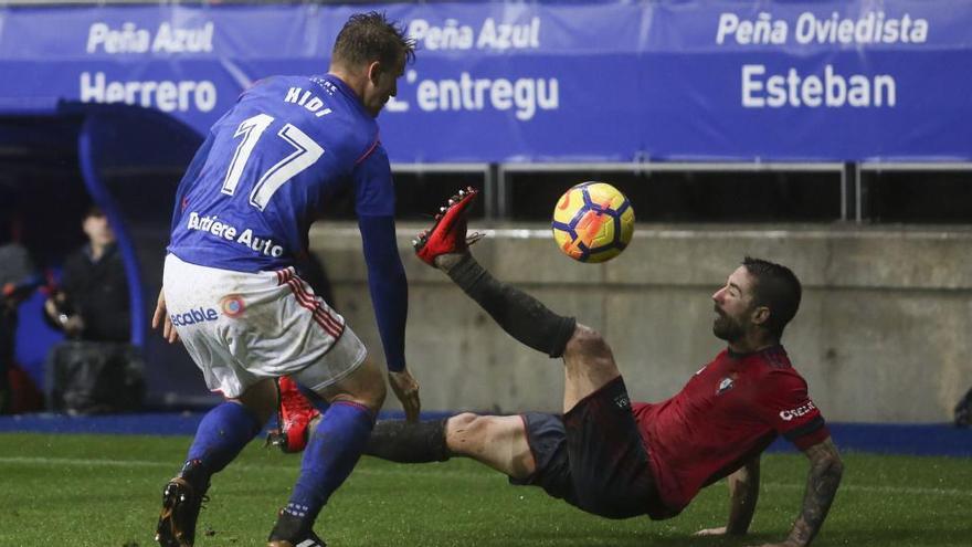 Una imagen del partido Real Oviedo Osasuna de la primera vuelta