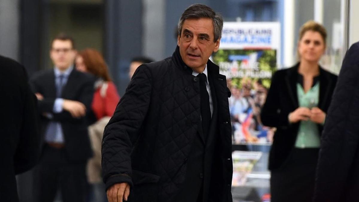 Fillon, a su llegada a la sede de Los Republicanos