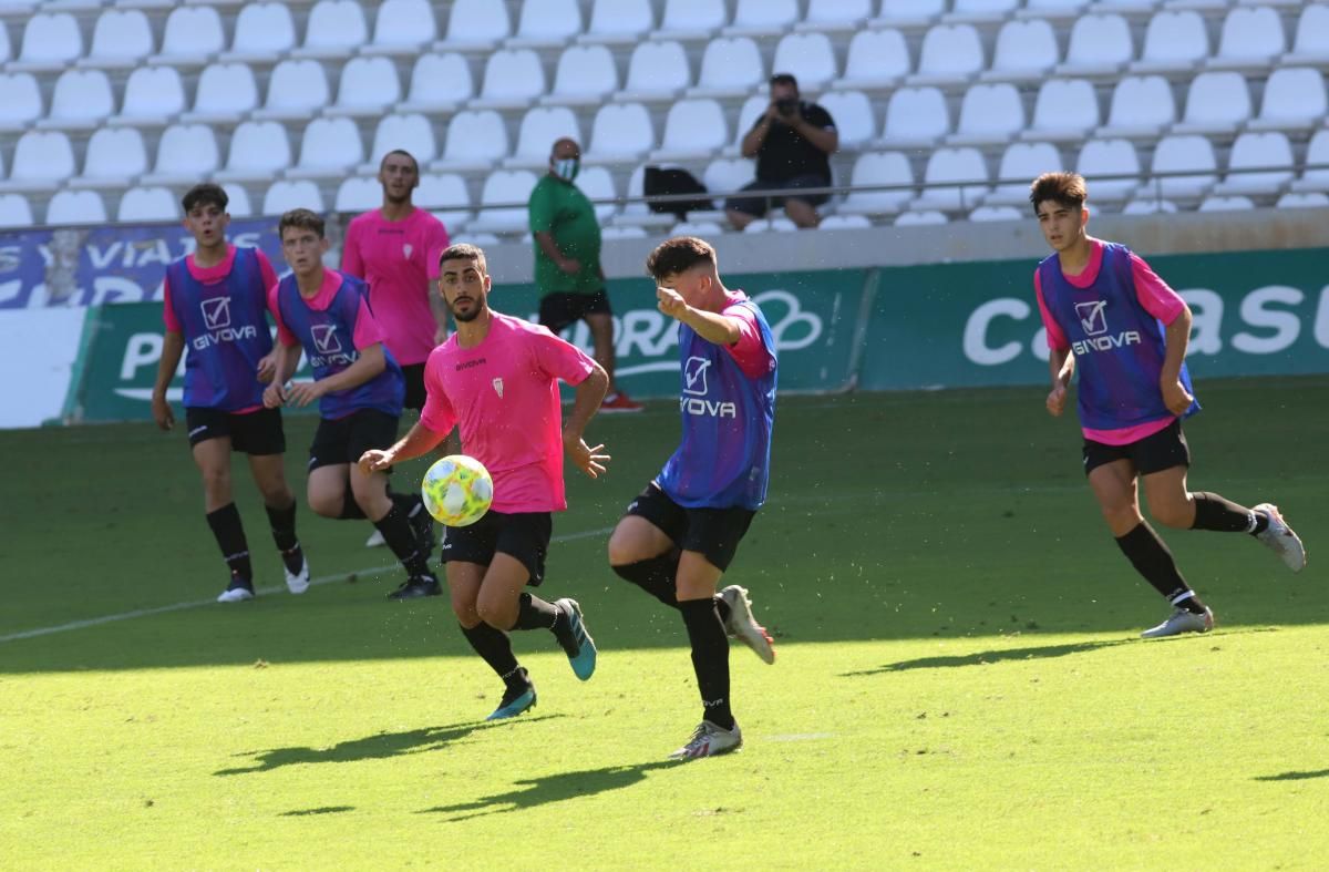 El Córdoba CF vuelve a jugar en El Arcángel