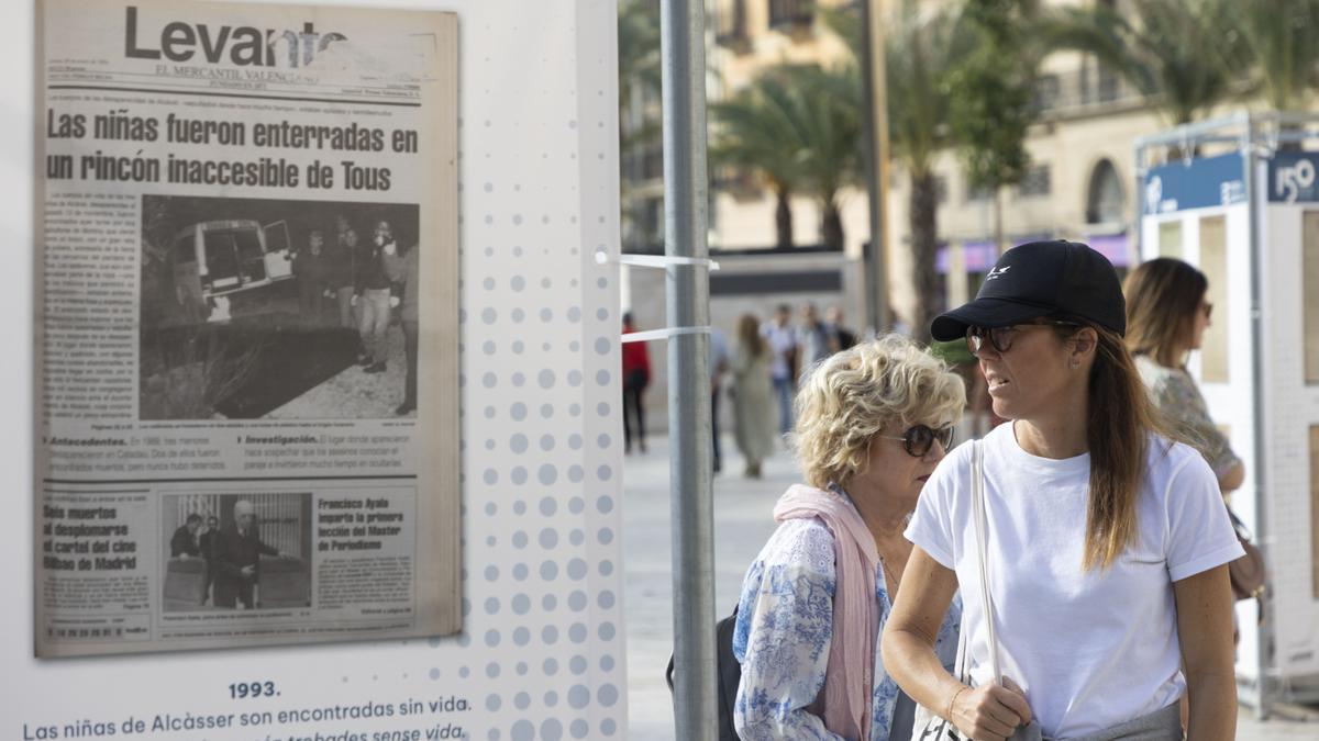 Dentro de la crónica negra destaca el hallazgo en 1993 de los cadáveres de Miriam, Toñi y Desirée, las tres niñas de Alcàsser asesinadas.