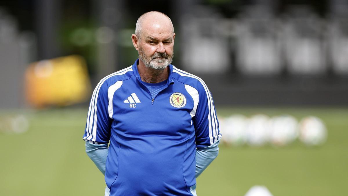 Steve Clarke dimite como seleccionador de Escocia tras la eliminación del Mundial