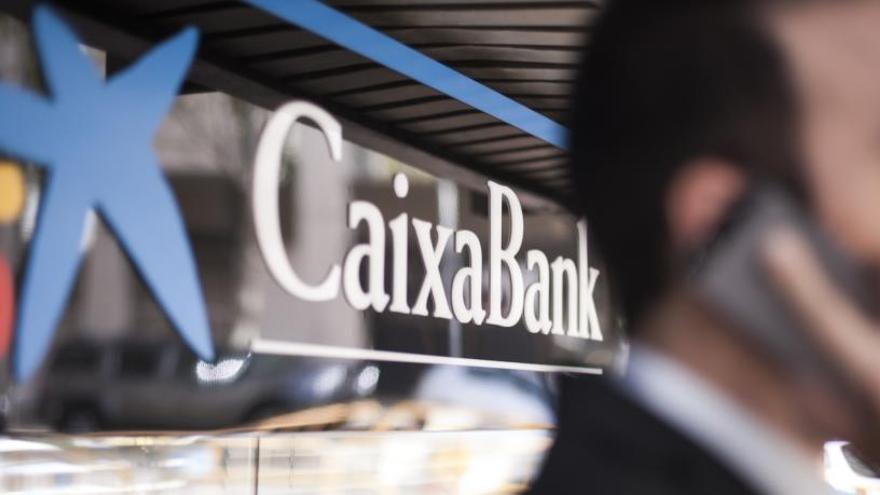 Caixabank, investigada por blanqueo de capitales.