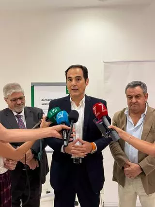 La Junta pide desde Córdoba a sus empleados públicos atender "en menor tiempo" a los ciudadanos