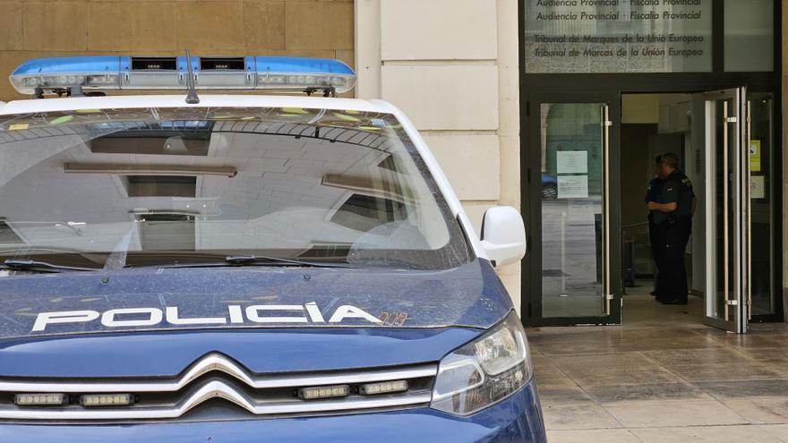 Tres condenados en Alicante por agresión sexual a dos menores fugadas de un centro