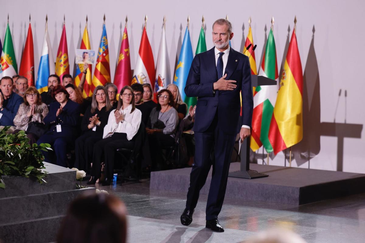 Felip VI: "Cal continuar analitzant les causes i les circumstàncies de la tragèdia"