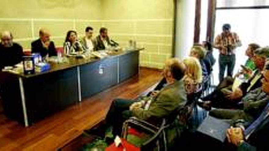 Presentan los premios Ciudad de Badajoz