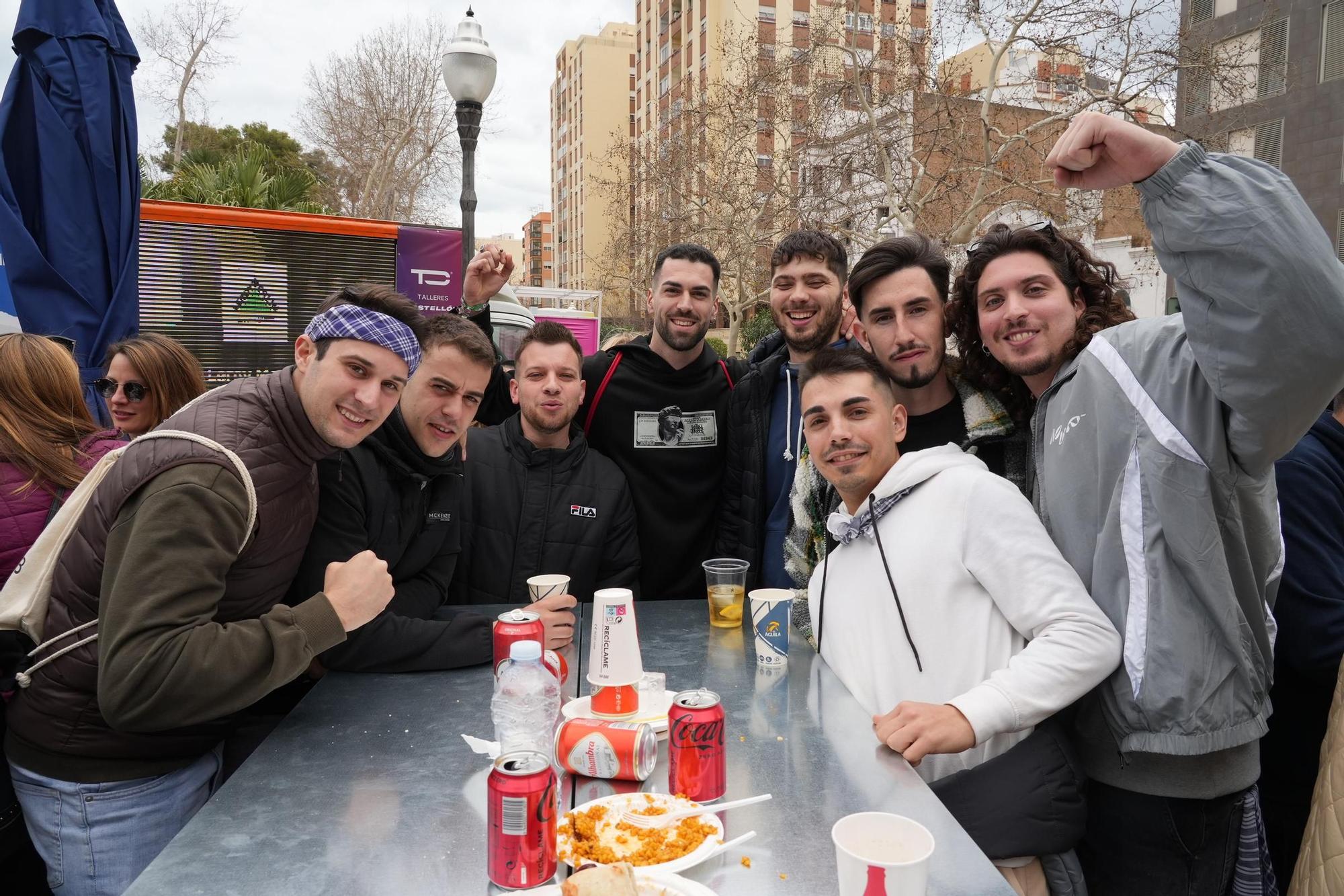 Un clásico de Magdalena: Ambientazo en el Mesón de la Tapa y la Cerveza desde el primer día en Castelló