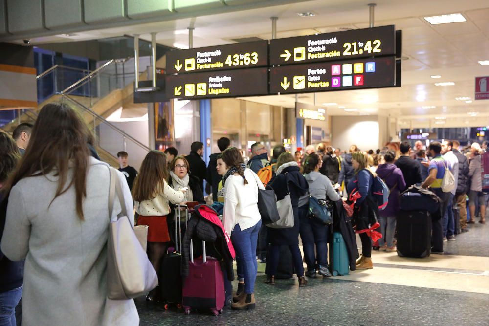 Aeropuerto de Manises: vuelos cancelados por el temporal