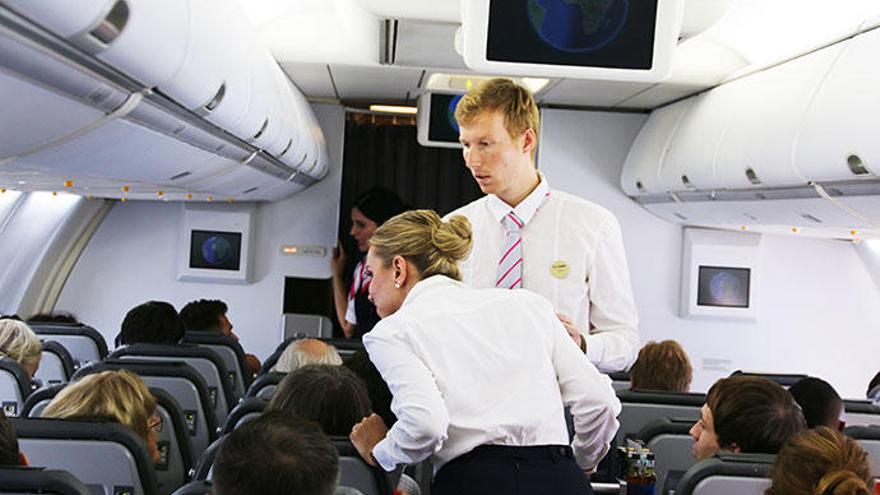 Auf Passagiere, die sich im Voraus beim Flugpersonal zu erkennen geben, können die Airline-Mitarbeiter besondere Rücksicht nehmen.