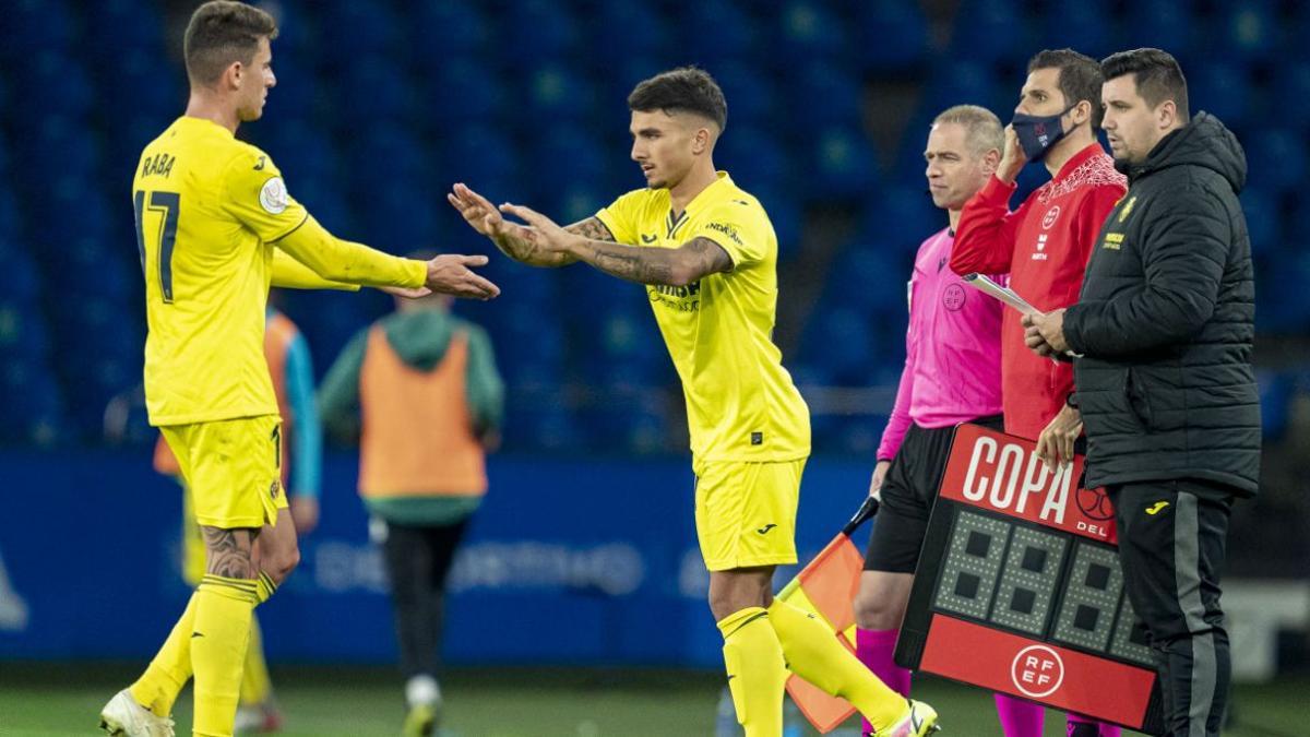 Adrián de la Fuente, Dani Tasende y Nikita Iosifov han debutado con el primer equipo del Villarreal CF