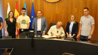 Lalín recibe a Odilo González, misionero pasionista en Perú