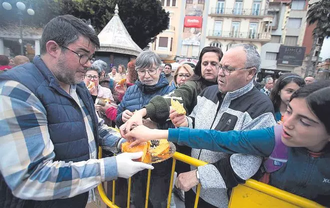 La 'reganyà'  triunfa en Alzira