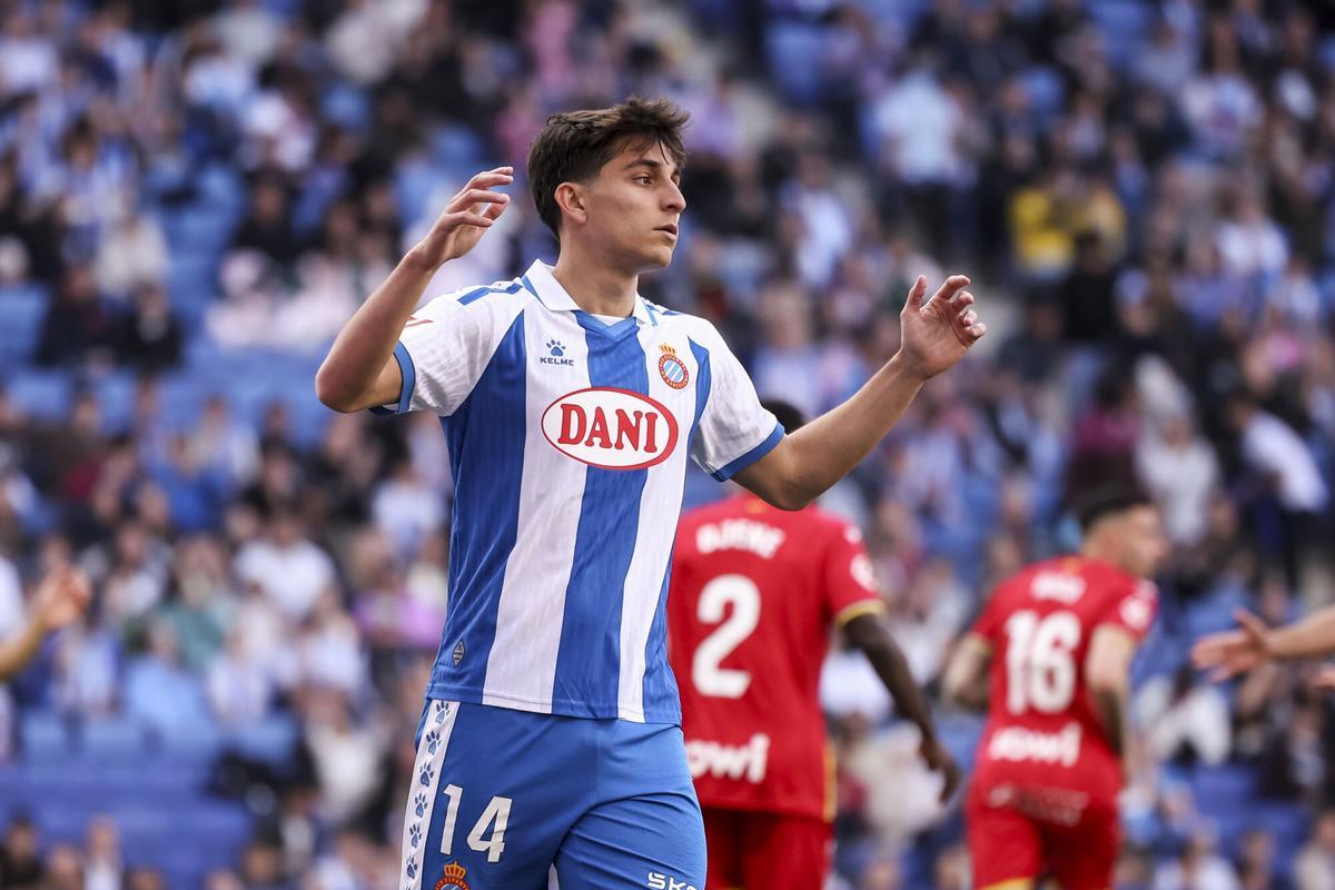 Terrats se lamenta en el choque de este sábado en el RCDE Stadium.