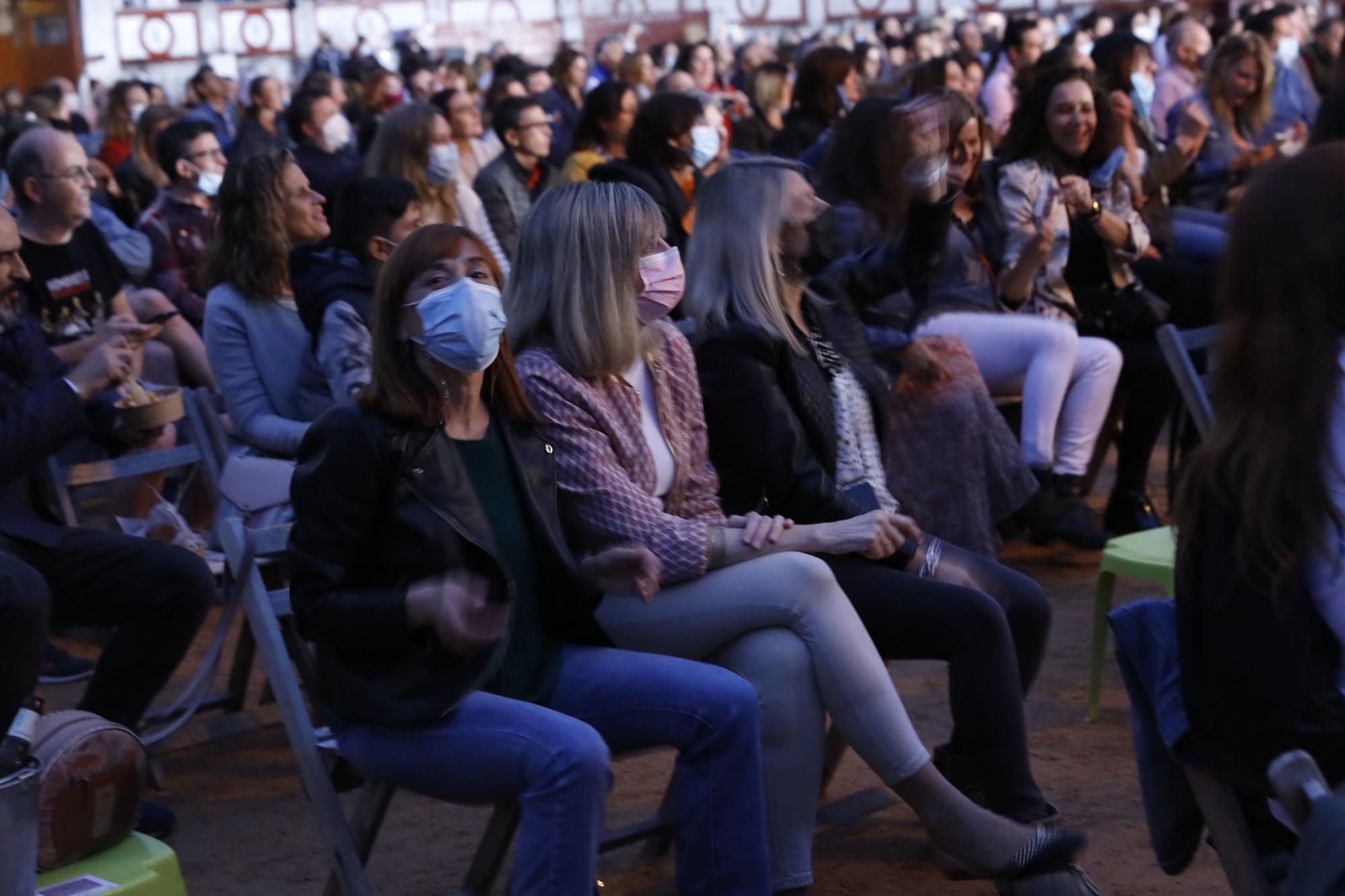 Gran ambiente en El Bibio con Hombres G