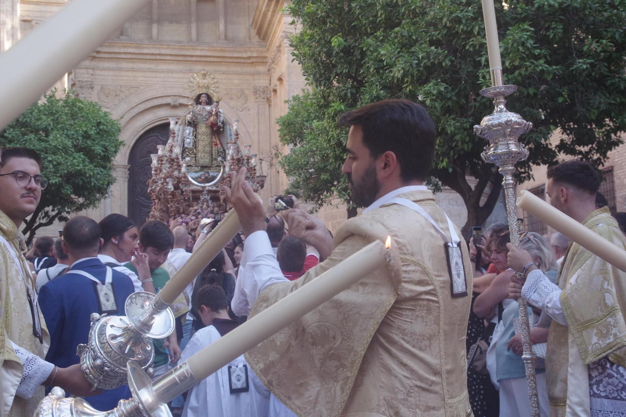 La procesión de la Virgen del Carmen Coronada de El Perchel, en imágenes