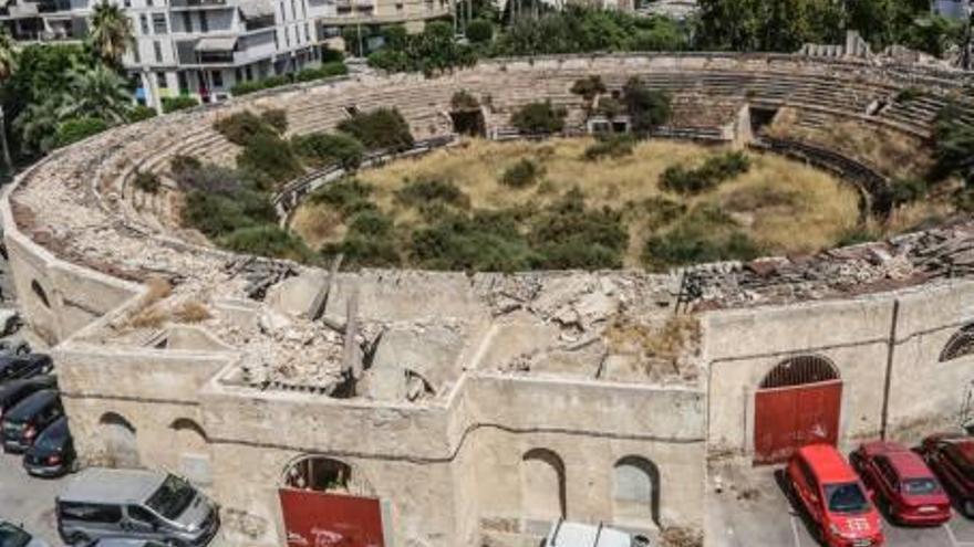 Estado actual de la plaza de toros de Orihuela.