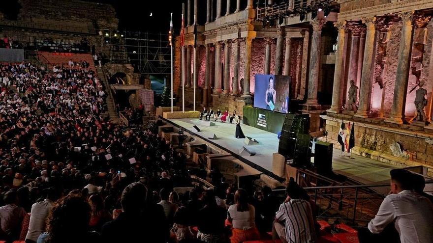 Un centenar de efectivos vigilará la gala de las Medallas de Extremadura, marcada por el fenómeno Sanguijuelas del Guadiana