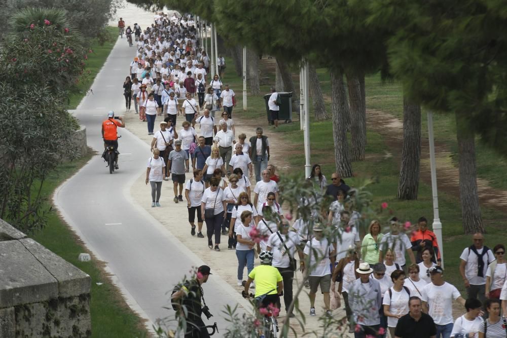 Actividades en el jardín del Túria, el antiguo cauce del río en València.