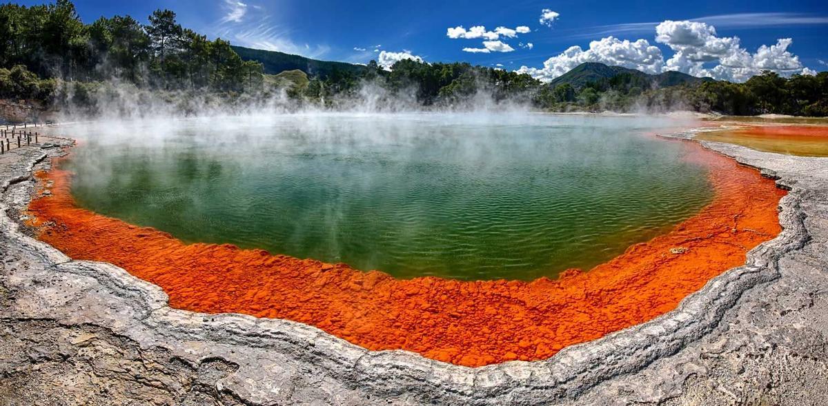 The beautiful Champagne Pool at Wai-O-Tapu, New Zealand